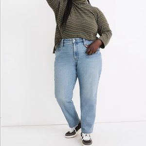 Madewell The Plus Curvy Perfect Vintage Straight Jean in Hoye Wash size 22